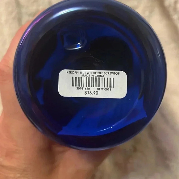 New with tags Keroppi water Bottle - Picture 4 of 4